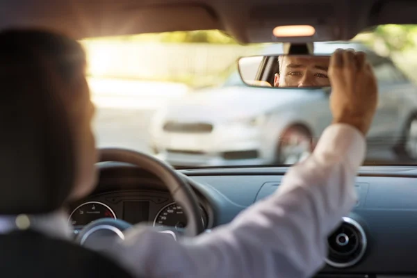 #MeuMotoristaAbusador. Mulheres relatam abusos sexuais em transportes