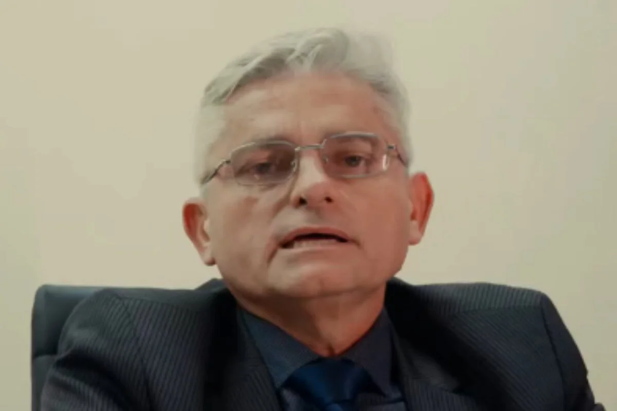 Advogado criou série em rede social, na qual aponta supostos erros judiciais Advogado criou série em rede social, na qual aponta supostos erros judiciais