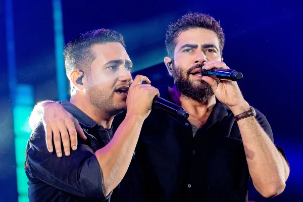 Veja atores que serão Henrique e Juliano em filme de Marília Mendonça - destaque galeria Veja atores que serão Henrique e Juliano em filme de Marília Mendonça - destaque galeria