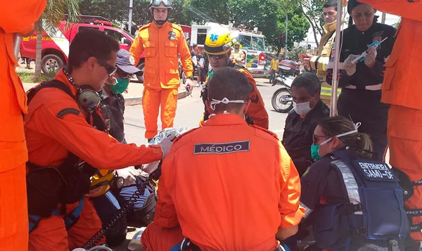 Idosa morre após ter parada cardiorrespiratória perto de supermercado em Taguatinga. Veja vídeo
