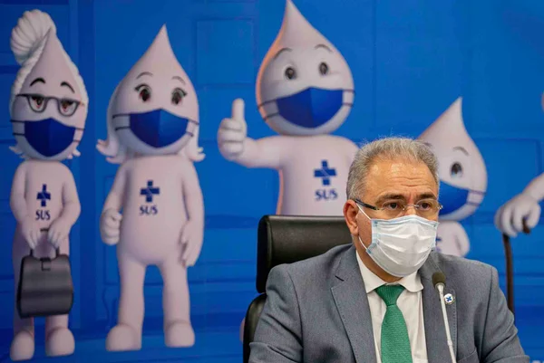 Cotada para programa de imunizações não foi liberada por SP, diz Queiroga
