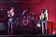 O grupo francês Phoenix: uma das grandes sensações indies na década de 2000 O grupo francês Phoenix: uma das grandes sensações indies na década de 2000