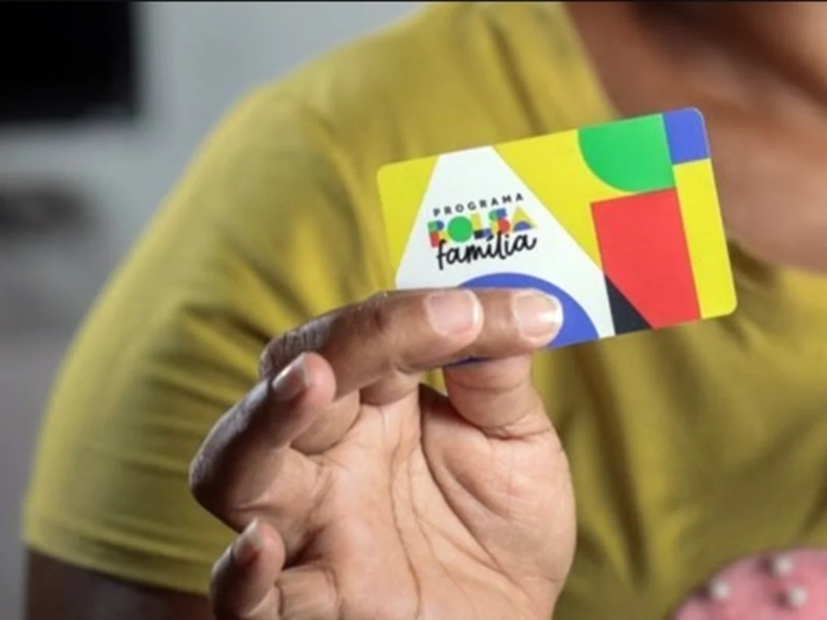 Bolsa Fam&iacute;lia come&ccedil;a a ser pago nesta quinta-feira (17/9); veja calend&aacute;rio