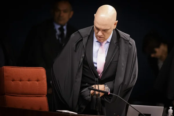 Alexandre de Moraes vota para condenar Bolsonaro e mais 7 réus por trama golpista STF Metropoles