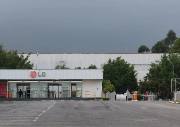 LG sai do mercado de celulares e preocupa funcionários de fábrica