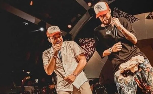 Neymar canta e dança com Wesley Safadão em show na Bahia