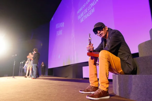 “Big Jato”, de Cláudio Assis, é o grande vencedor do Festival de Brasília