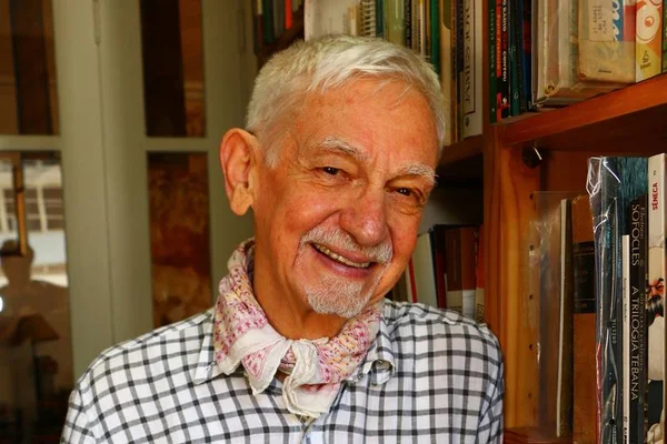 Pai, Pai: livro de João Silvério Trevisan traz dolorida vivência LGBT