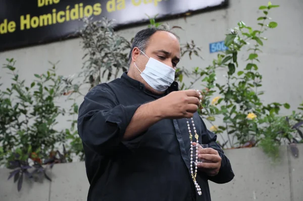 Padre quer celebrar missa em homenagem a Kathlen no Cristo Redentor