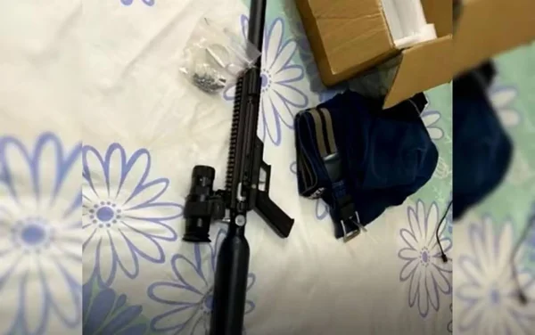 imagem colorida mulher morre tiro acidental arma de pressao marido