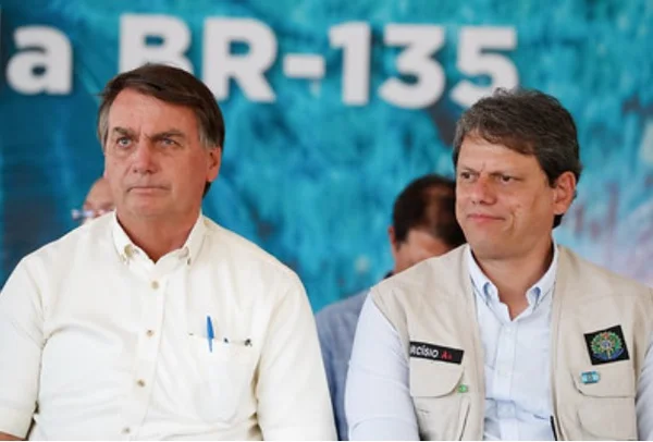 Bolsonaro e Tarcísio de Freitas, Ex-ministro da Infraestrutura do Brasil- Metrópoles