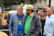 Tarcísio de Freitas e Ricardo Nunes em manifestação na Paulista
