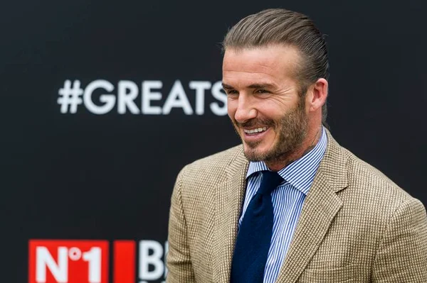 David Beckham aparece com 70 anos em campanha contra malária