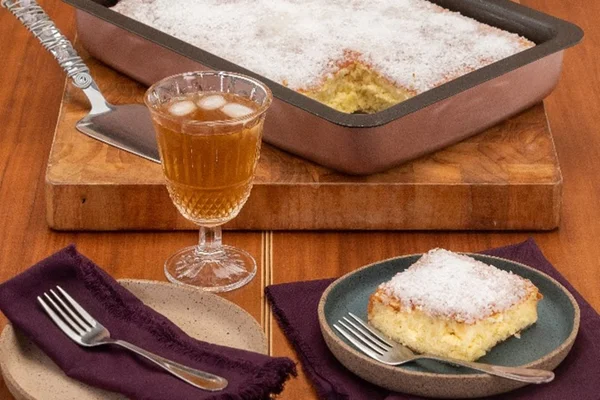Aprenda a preparar um delicioso bolo de coco gelado