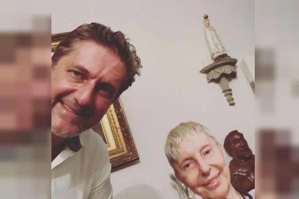 Mãe de Rogério Rosso morre
