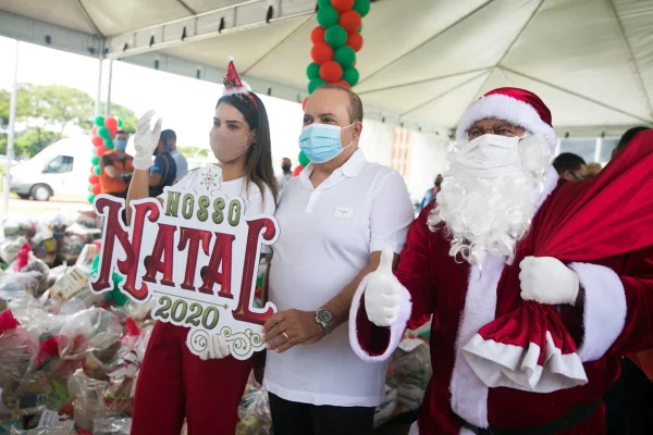 Ibaneis Rocha, Mayara Noronha e Papai Noel