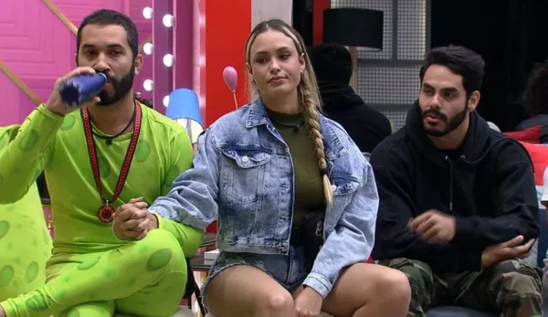 Ex-BBB Sarah abre o jogo e diz que ficaria com Rodolffo: “Gente boa” - destaque galeria Ex-BBB Sarah abre o jogo e diz que ficaria com Rodolffo: “Gente boa” - destaque galeria