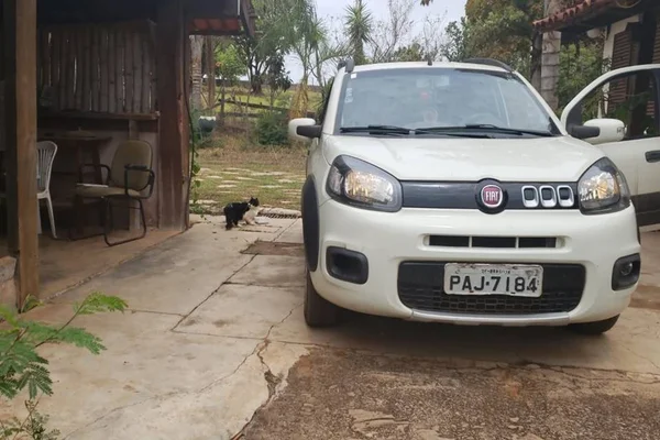 Veículo roubado de professora no Deck Norte