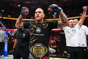 Alex Poatan, ex-campeão dos meio-pesados do UFC