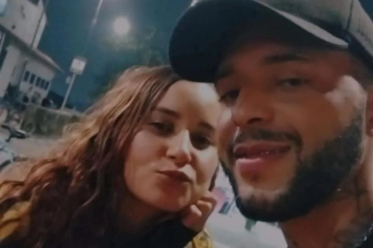 Natan Roberto de Oliveira Silva e Samara Ellem da Silva mantiveram relacionamento por cerca de um mês. Natan Roberto de Oliveira Silva e Samara Ellem da Silva mantiveram relacionamento por cerca de um mês.