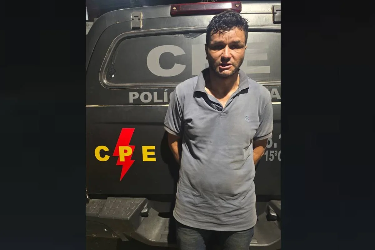 Homem é Detido Após Manter Ex-Companheira Acorrentada por Cinco Dias