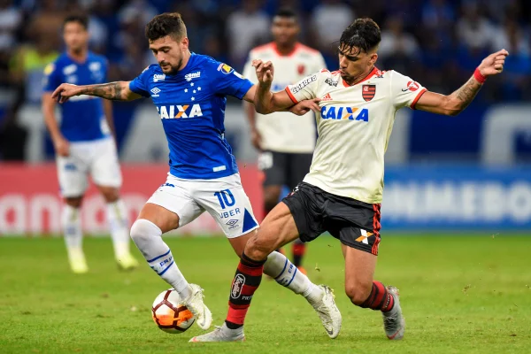 Cruzeiro e Flamengo se enfrentaram pelas oitavas de final da Libertadores em 2018