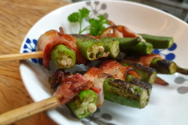 Izakaya Sakeyo: botequim japonês chega à Asa Sul com pratos típicos