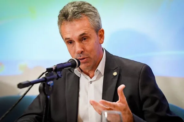 Deputado Gil Vianna morre por Covid-19