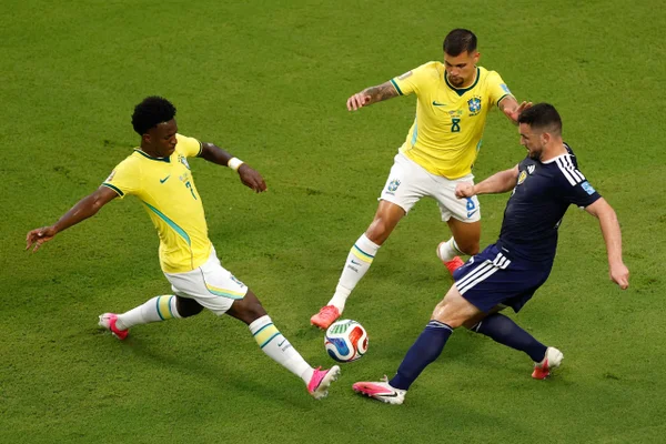 Com brilho de Vini Jr. e volta de Neymar, Brasil bate Escócia na Copa do Mundo - destaque galeria Com brilho de Vini Jr. e volta de Neymar, Brasil bate Escócia na Copa do Mundo - destaque galeria