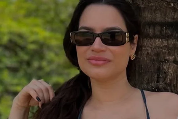 Grávida, Raissa Barbosa vai parar no hospital após cair da escada - Metrópoles