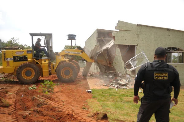 Mais 18 construções são derrubadas em Sobradinho