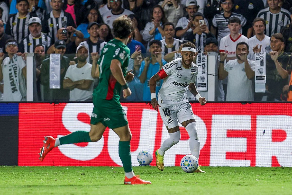 Santos e Palmeiras se enfrentaram pela Copa do Brasil Santos e Palmeiras se enfrentaram pela Copa do Brasil