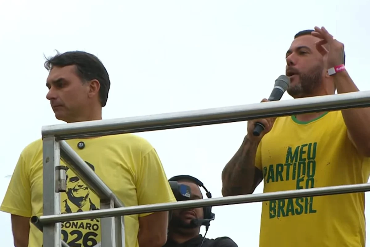 Flávio Bolsonaro e Carlos Jordy Flávio Bolsonaro e Carlos Jordy