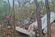 Dois morrem em queda de avião em Mato Grosso do Sul Dois morrem em queda de avião em Mato Grosso do Sul