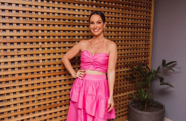 Juliana Leão recebe convidados para celebrar espaço autoral na CASACOR