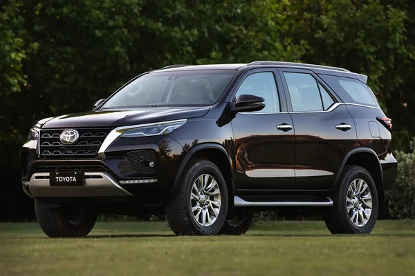 Planalto gastará até R$ 1,4 milhão para comprar cinco SUVs