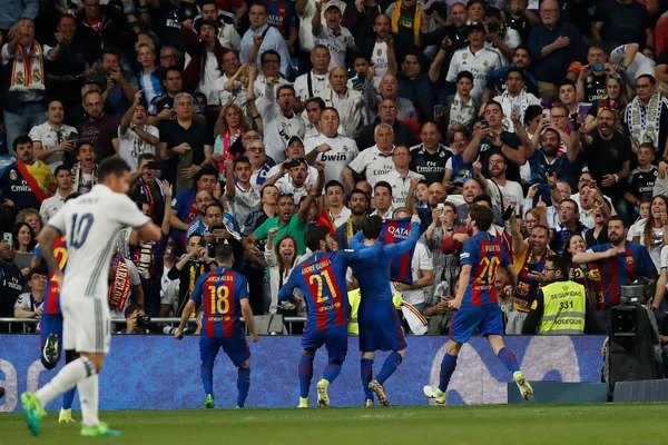 Foto colorida de Messi no El Clásico - Metrópoles