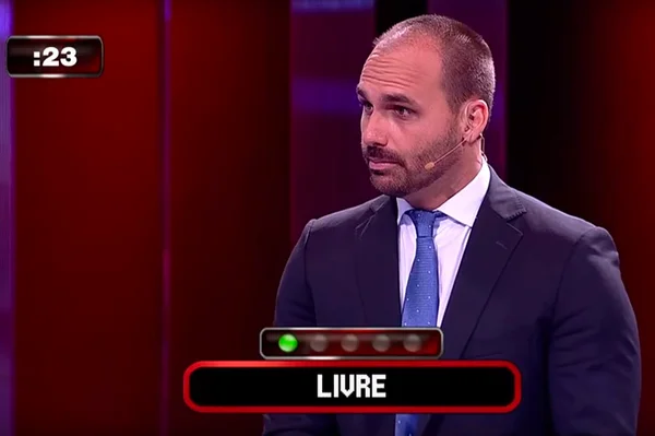 Eduardo sobre Lula livre: “Desde quando defendo ladrão solto?”