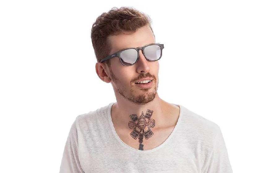<b>Breno Miranda </b> — Marcando presença em um dos movimentos que mais tem crescido no Brasil, a música de Breno Miranda é uma das maiores revelações da cena eletrônica. Além de cantor, é arranjador, produtor e diretor musical. Tem feito parcerias com grandes DJs do país, como KVSH, Breno Rocha e Vintage Culture <b>Breno Miranda </b> — Marcando presença em um dos movimentos que mais tem crescido no Brasil, a música de Breno Miranda é uma das maiores revelações da cena eletrônica. Além de cantor, é arranjador, produtor e diretor musical. Tem feito parcerias com grandes DJs do país, como KVSH, Breno Rocha e Vintage Culture
