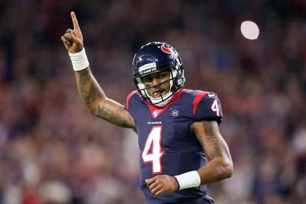 Deshaun Watson, estrela da NFL, é acusado de agressão sexual