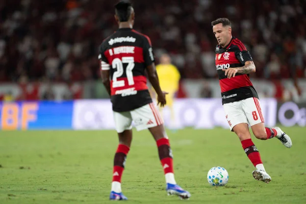 Flamengo x Vitória leva promessa de muitos gols ao Maracanã; veja odds