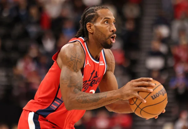 NBA: Kawhi Leonard é trocado pelo Clippers e volta para Toronto