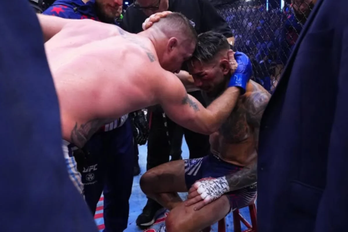 Justin Gaethje e Ilia Topuria Justin Gaethje e Ilia Topuria