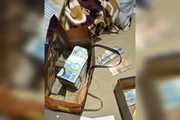 Dinheiro encontrado em casa de fiscal Artur Gomes da Silva Neto, investigado por corrupção