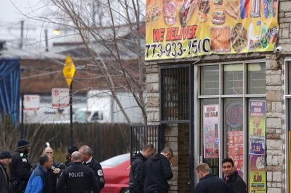 Atiradores matam cinco pessoas em Chicago, nos Estados Unidos