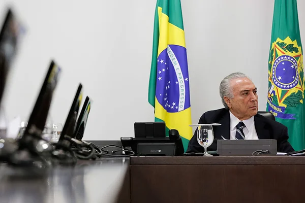 Michel Temer quer que denúncias “venham todas à luz”