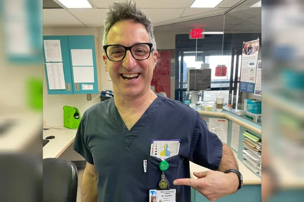 Médico canadense infarto
