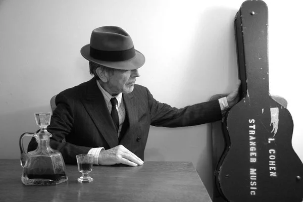 Último livro de Leonard Cohen será lançado em abril