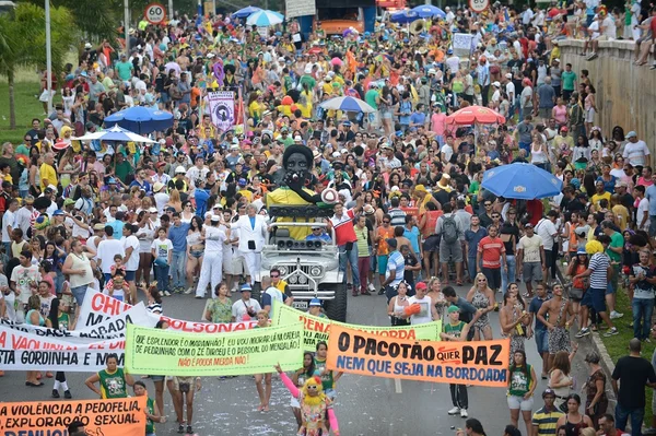 No ano em que o Pacotão faz seu 38º desfile, confira 20 flashes sobre o bloco mais antigo da capital