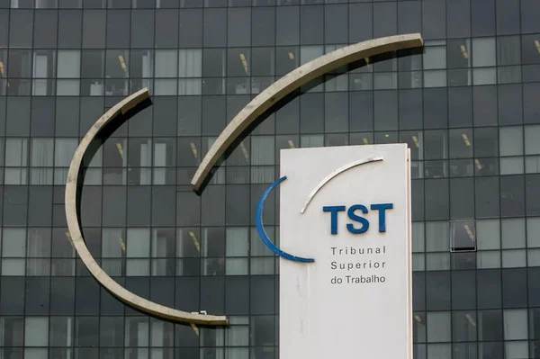 TST condena multinacional por homofobia no ambiente de trabalho